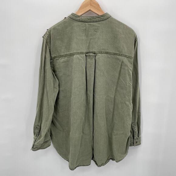 ANTHROPOLOGIE Army Green Sequined Cargo Button Down Shirt // 14 - Picture 10 of 14